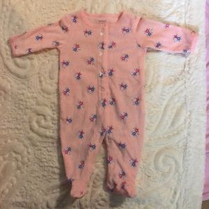 💜 Carters Girls Footed One Piece, size 3 months